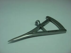 Castroviejo Calliper